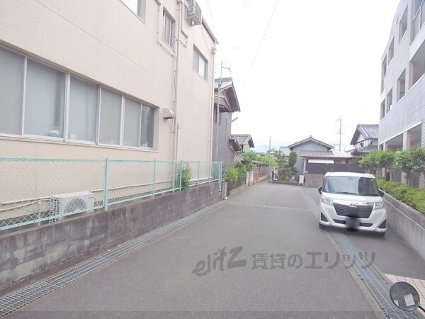 その他(前面道路)