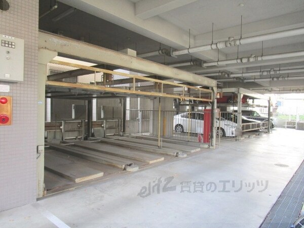 駐車場(駐車場)