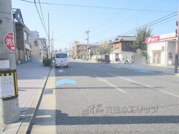 その他(前面道路)