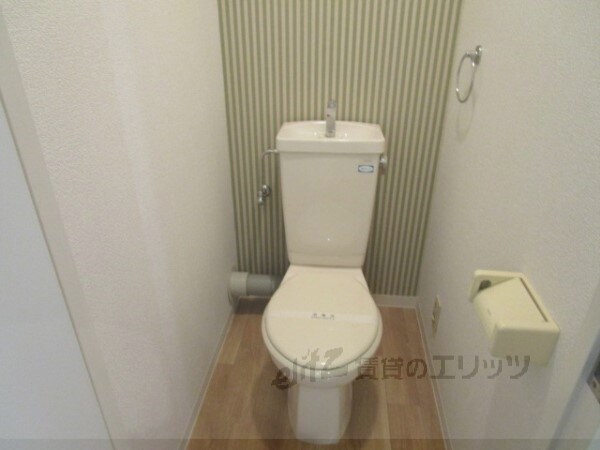 物件内観写真11　(トイレ)