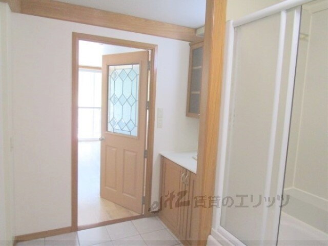 物件内観写真14　(廊下)