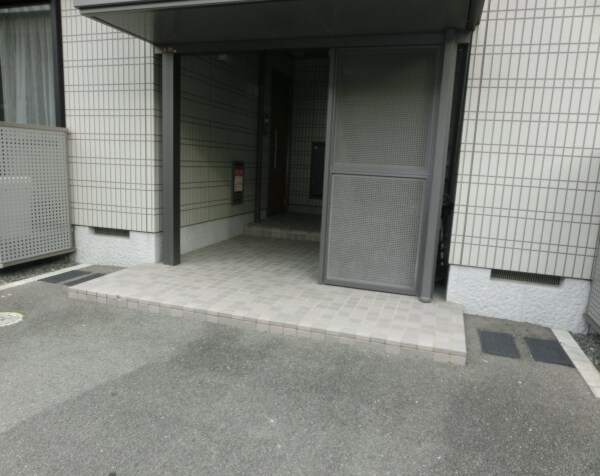 エントランス(エントランス)