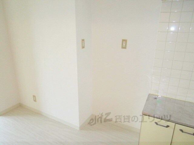 物件内観写真10　(冷蔵庫置場)