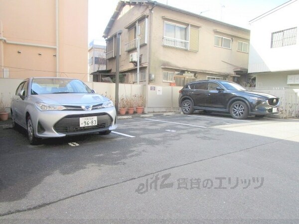 駐車場(駐車場)