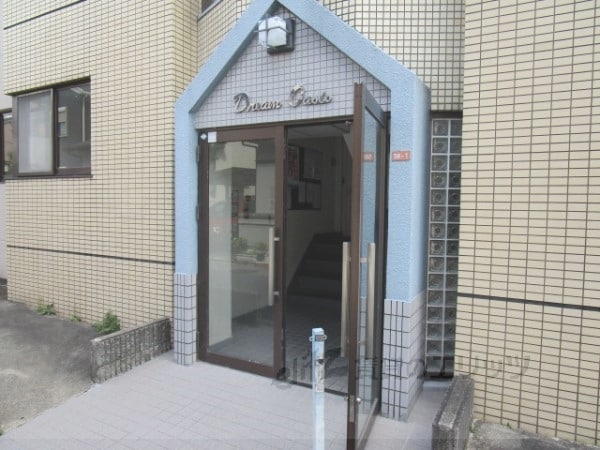 エントランス(エントランス)