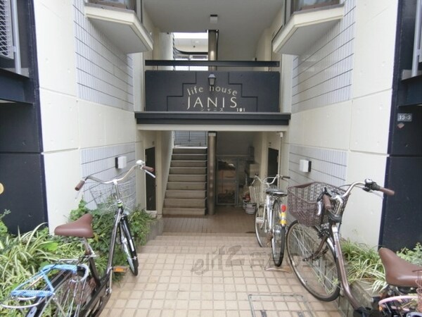 エントランス(エントランス)