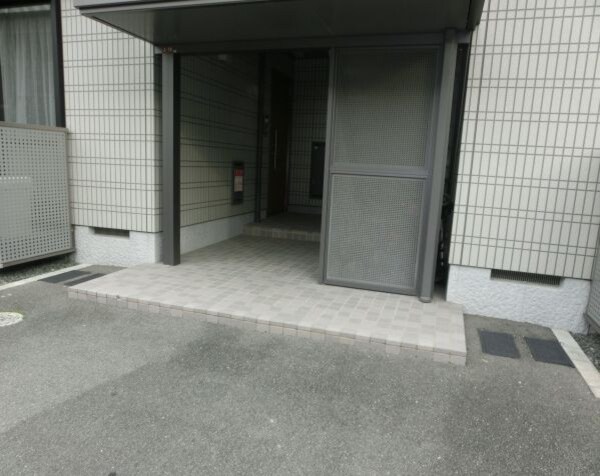 エントランス(エントランス)