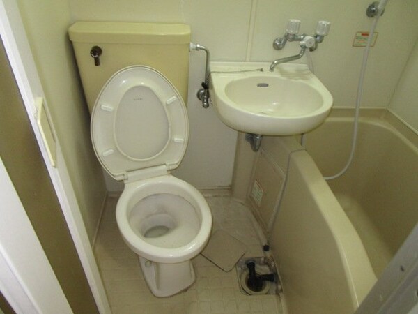 トイレ(トイレ)