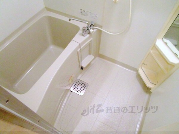 バス／シャワールーム等(風呂)