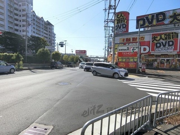 その他(前面道路)