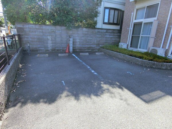 駐車場(庭)