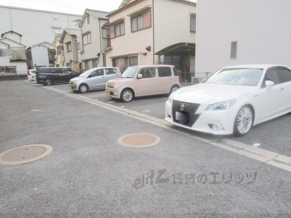 駐車場(駐車場)