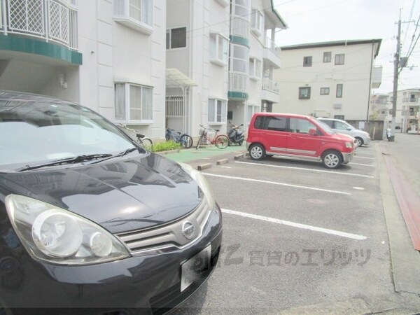 駐車場(駐車場)