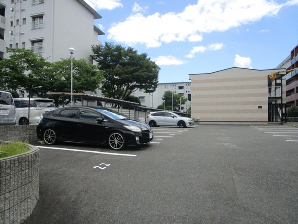 駐車場(駐車場)