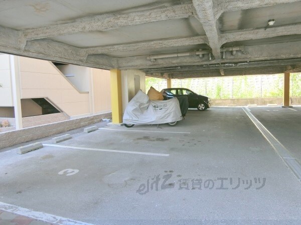 駐車場(駐車場)