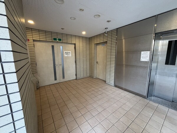 エントランス(エントランス)