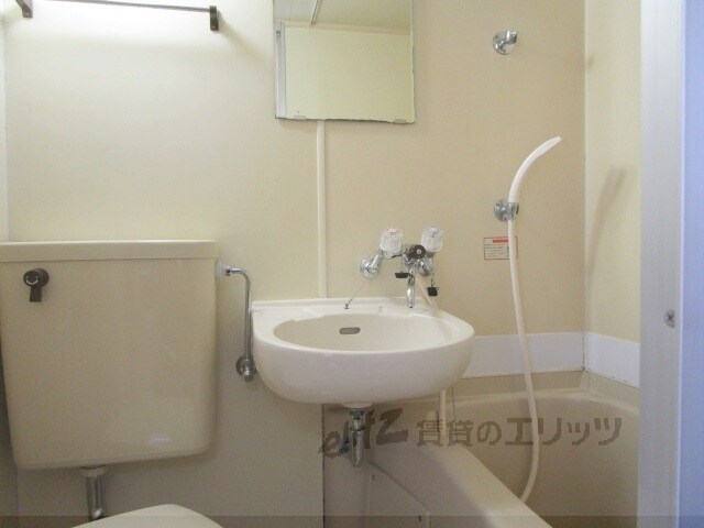 物件内観写真5　(洗面所)