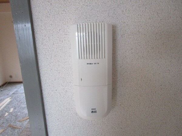 設備(インターホン受け)