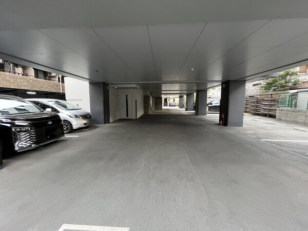 駐車場(駐車場)