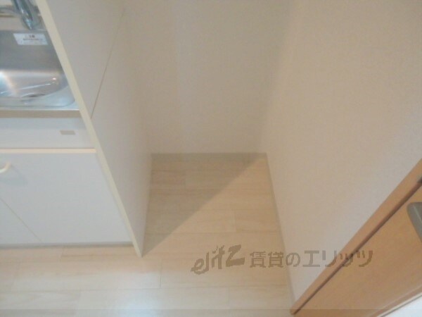 設備(冷蔵庫置場)