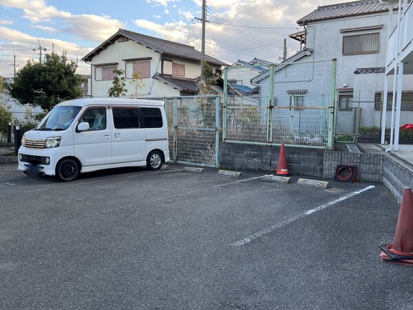 駐車場(駐車場)