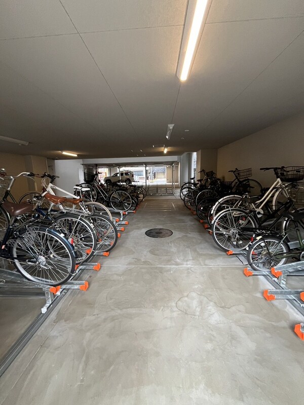 設備(駐車場)