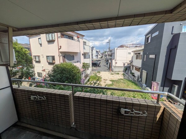 エントランス(エントランス)