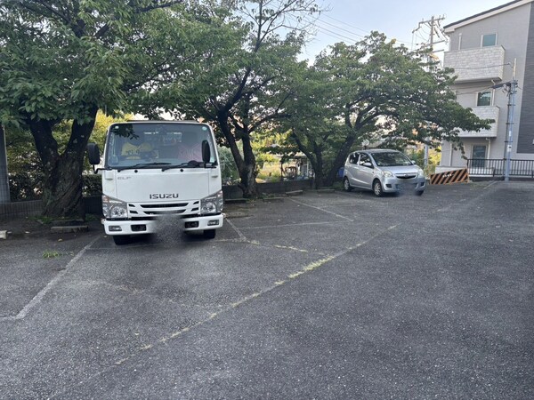 駐車場(駐車場)