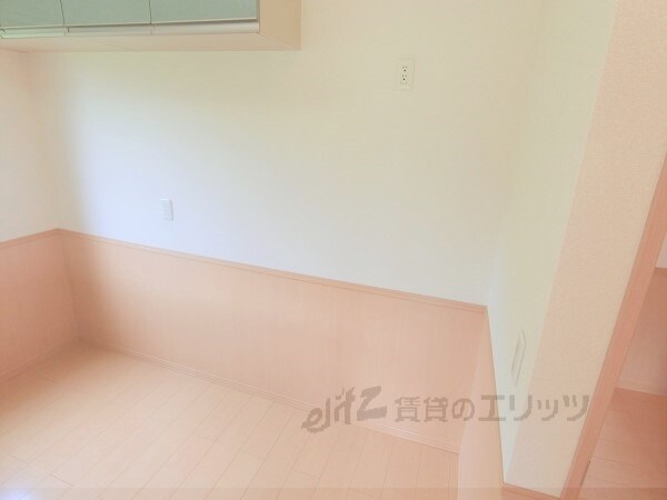 設備(冷蔵庫置場)