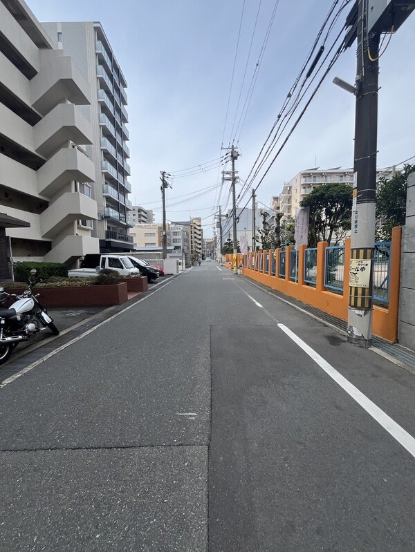 その他(前面道路)
