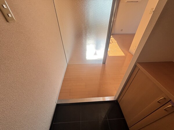 玄関(玄関)