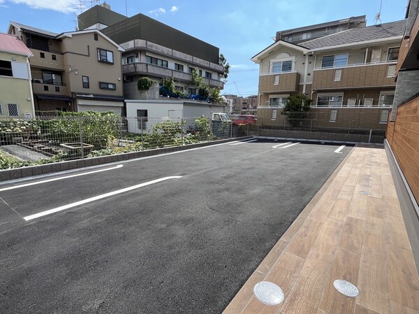 駐車場(駐車場)