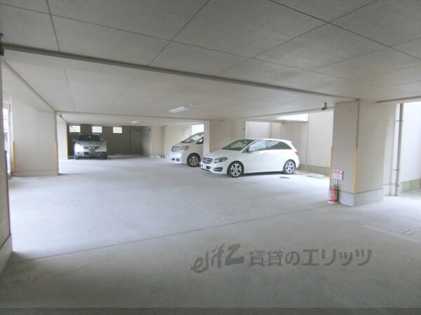 駐車場(駐車場)
