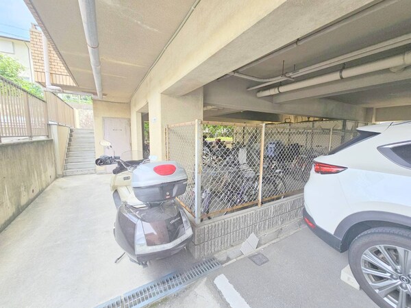 共有部分(駐車場)