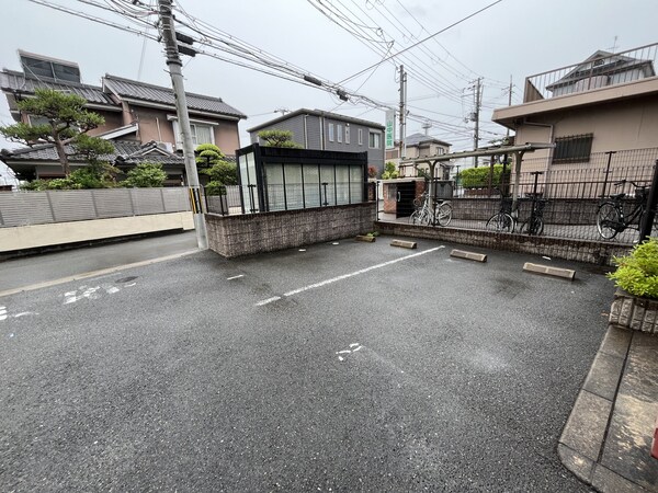 駐車場(駐車場)