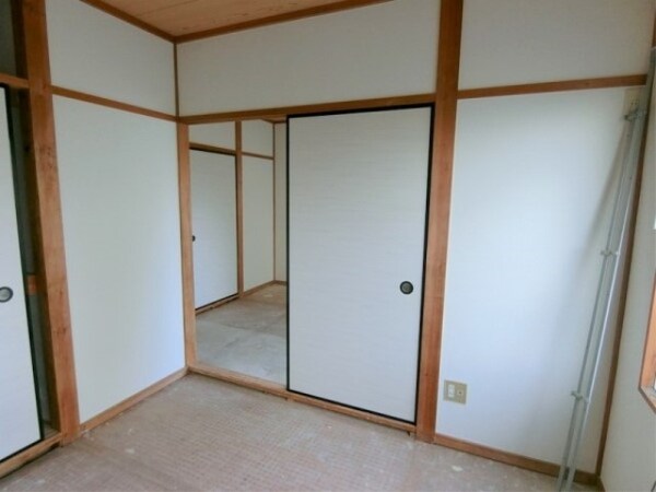 寝室(収納)