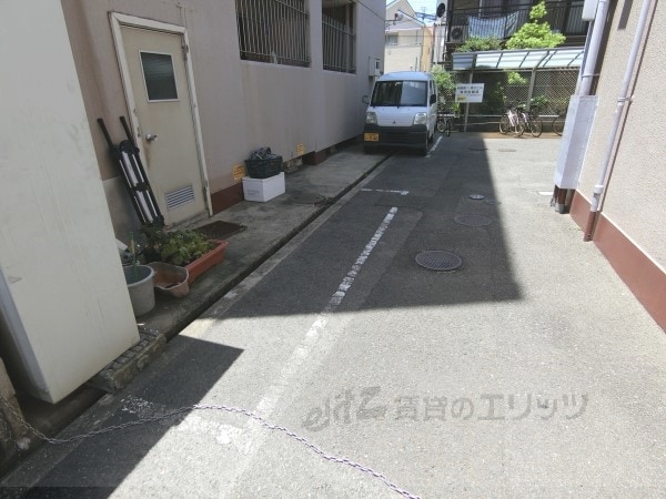 駐車場(駐車場)