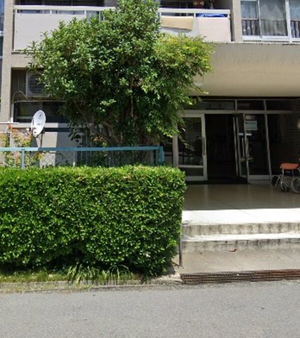 エントランス(エントランス)