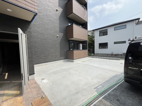 駐車場(駐車場)