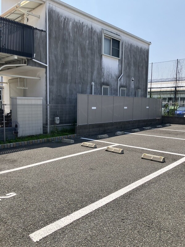 駐車場(駐車場)