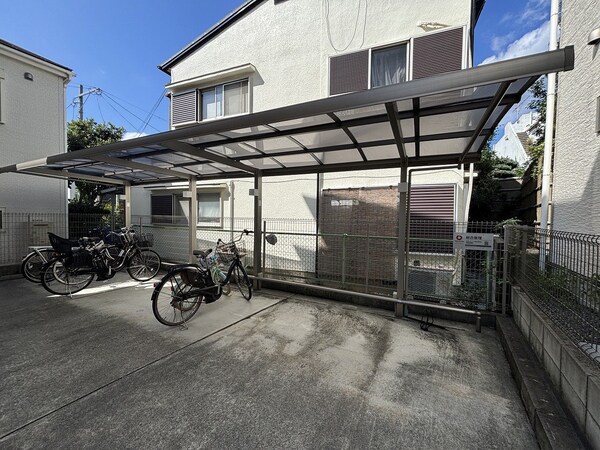 駐車場(駐車場)