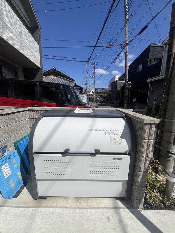 設備(ゴミ捨て場)