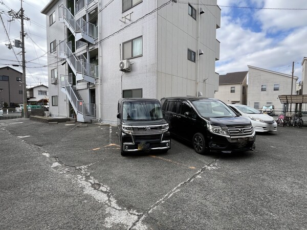 駐車場(駐車場)