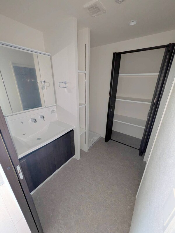 洗面(バルコニー)