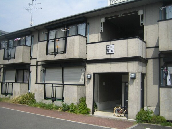 エントランス(外観)