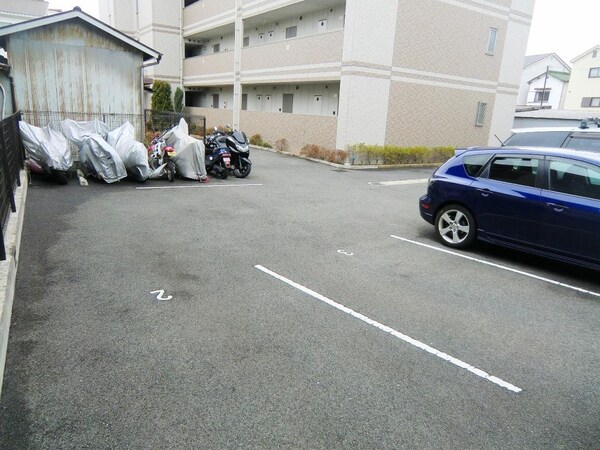 駐車場(駐車場)