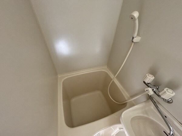 バス／シャワールーム等(バス／シャワールーム等)