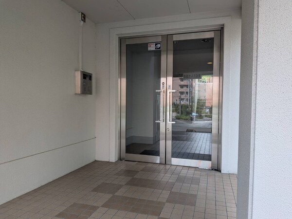 エントランス(エントランス)