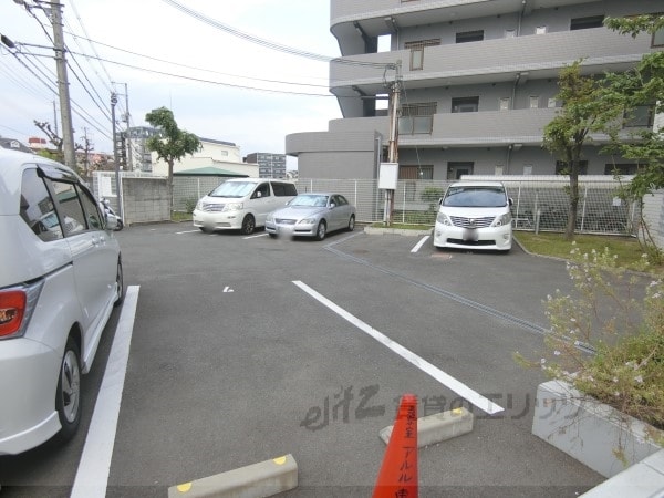 駐車場(駐車場)