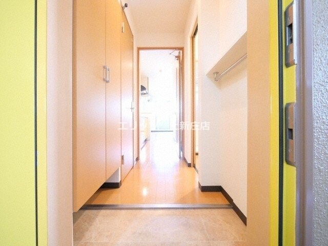 物件内観写真23　(玄関)